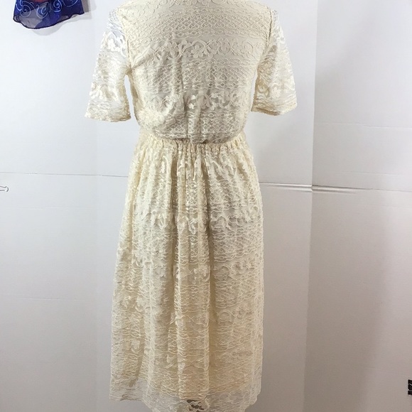 ASOS ivory lace maternity dress 6 - Picture 6 of 11